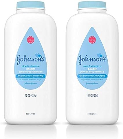 Johnson's Baby Powder With Naturally Derived Cornstarch Aloe & Vitamin E, Hypoallergenic, 15 Oz, 2 Count