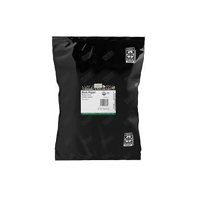 Frontier Co-op Organic Ground Black Pepper, Medium Grind, Kosher | 16 Ounce Pack of 1