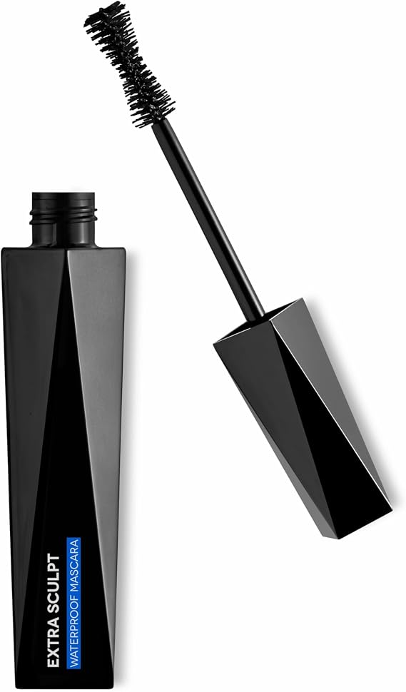 KIKO Milano Extra Sculpt Waterproof Mascara | Volumizing mascara for fuller-looking lashes with panoramic effect. Water resistant