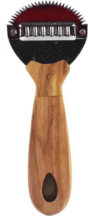 Traditional Coconut Scraper with Handle, Stainless Steel Blade, Kitchen Grater Tool Meat Removal Vintage Kitchen Tool (Brown/Black)