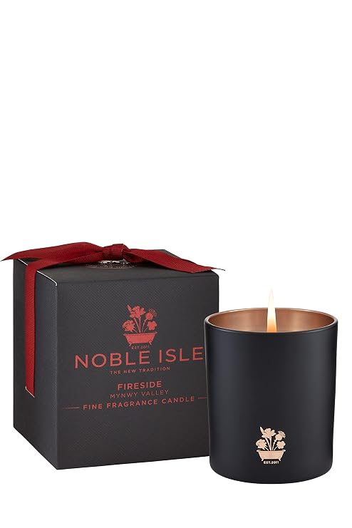 NOBLE ISLE Fireside Luxury Fine Fragrance Candle