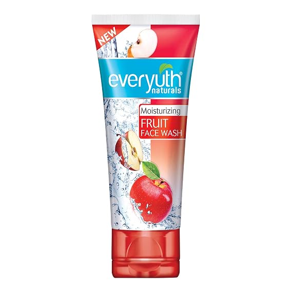 Everyuth Naturals Moisturizing Fruit Face Wash (50 g)