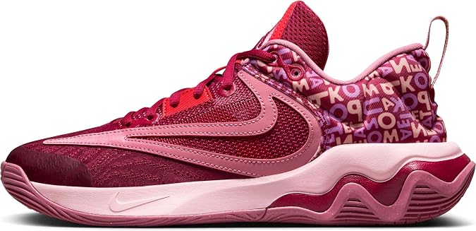 Nike Herren Giannis Immortality 3 DREI Viertel hoch, Red Noble Red Ice Peach Desert Berry, 9.5 US